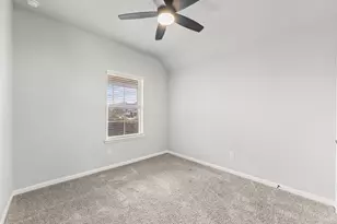 3026 Daw Boarwalk Dr, La Porte, TX 77571 - Photo 9