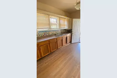 1308 Hughes Street #6, Houston, TX 77023 - Photo 17