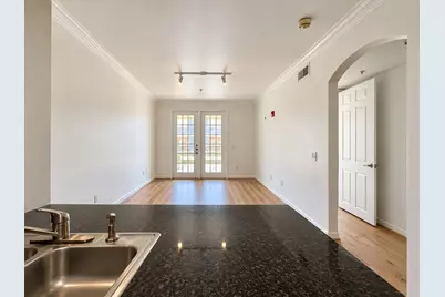 7575 Kirby Drive #1104, Houston, TX 77030 - Photo 5