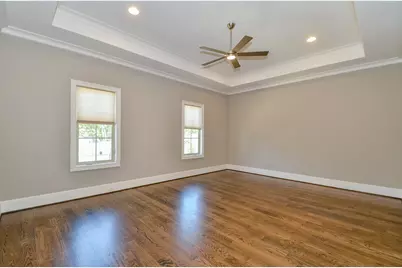 10207 Preston Crest Drive, Houston, TX 77042 - Photo 5