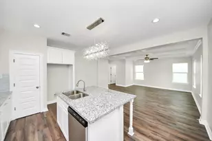 422 N 4th St, Beasley, TX 77417 - Photo 13