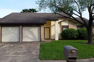 11115 Nepau Dr, Houston, TX 77477 - Photo 1