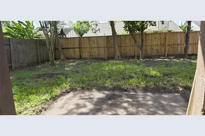 11115 Nepau Drive, Houston, TX 77477 - Photo 15