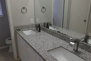 11115 Nepau Dr, Houston, TX 77477 - Photo 13