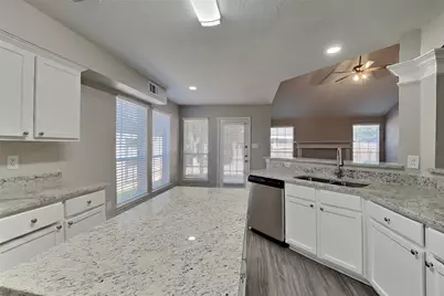 27089 Monarch Wood Drive, Humble, TX 77339 - Photo 5