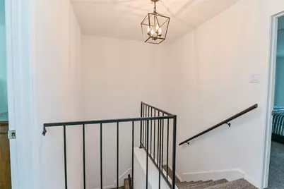 5791 Maple Hill Drive, Houston, TX 77088 - Photo 17