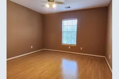 4215 Shady Village Court, Missouri City, TX 77459 - Photo 9