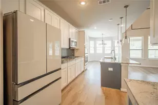 21449 Kings Guild Ln, Kingwood, TX 77339 - Photo 5