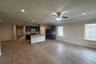 6806 Amber Clf Ln, Richmond, TX 77469 - Photo 3