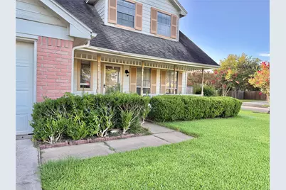 2923 Cottonfield Way, Sugar Land, TX 77479 - Photo 3