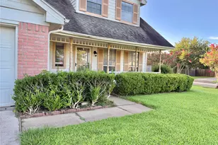 2923 Cottonfield Way, Sugar Land, TX 77479 - Photo 3