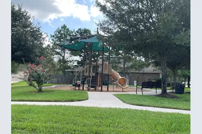 627 Oak Circle Drive E, Conroe, TX 77301 - Photo 37