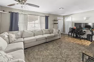 10526 Tolman St, Houston, TX 77034 - Photo 3