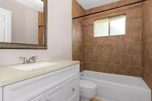 73 Timberspire Ln, The Woodlands, TX 77380 - Photo 17
