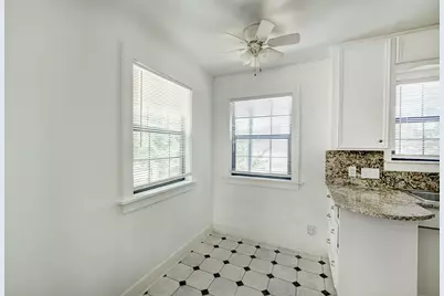 447 W 22nd Street, Houston, TX 77008 - Photo 11