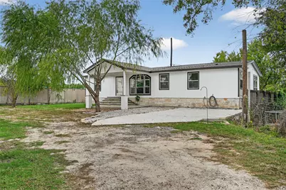9623 Meadowvine Drive, Houston, TX 77044 - Photo 3