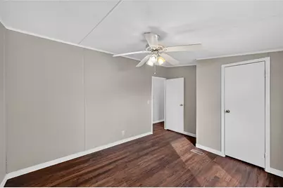 9623 Meadowvine Drive, Houston, TX 77044 - Photo 19