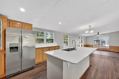 9623 Meadowvine Drive, Houston, TX 77044 - Photo 11