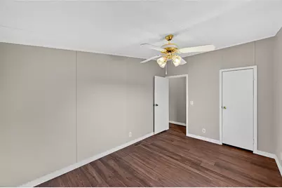 9623 Meadowvine Drive, Houston, TX 77044 - Photo 21