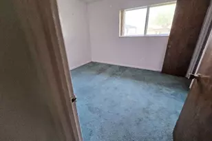 1307 Cactus St, Baytown, TX 77521 - Photo 9
