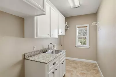 5203 Sycamore Hills Court, College Station, TX 77845 - Photo 21