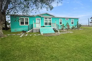 112 N Vivian Stevens St, Port Lavaca, TX 77979 - Photo 1