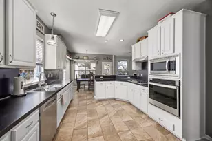 14014 Gray Bear Cir, Cypress, TX 77429 - Photo 11