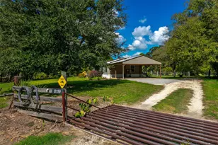 8119 Cr 209, Plantersville, TX 77363 - Photo 3