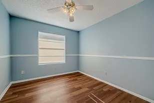 14018 Blue Falls Dr, Sugar Land, TX 77498 - Photo 21