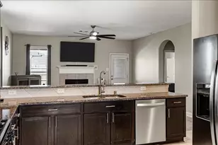 7820 Quartz Ln, Texas City, TX 77591 - Photo 17