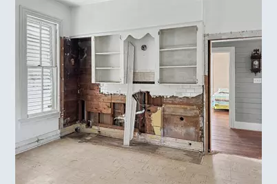 1820 Avenue O, Galveston, TX 77550 - Photo 17
