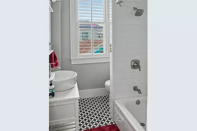 1820 Avenue O, Galveston, TX 77550 - Photo 13