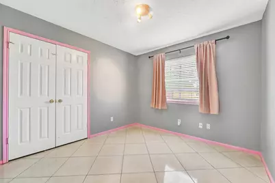 14554 Sycamore Lake Road, Houston, TX 77062 - Photo 17