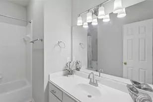 11207 Timbertree Ln, Houston, TX 77070 - Photo 19