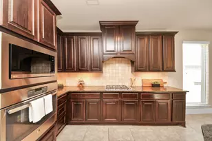 119 Meadow Run Dr, Conroe, TX 77384 - Photo 13