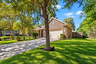 11246 Glenforest Dr, Montgomery, TX 77356 - Photo 3