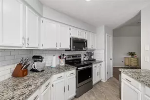 17458 Jolly Boat Dr, Crosby, TX 77532 - Photo 3