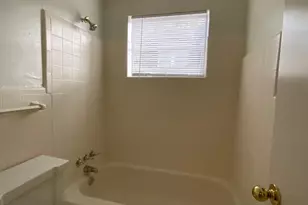 1909 Colquitt St, Houston, TX 77098 - Photo 15