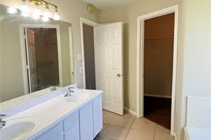 2215 Beacon Light Ln, Fresno, TX 77545 - Photo 11