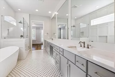 411 W 24th Street, Houston, TX 77008 - Photo 23