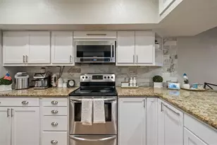 2019 Lakewood Ct, Willis, TX 77318 - Photo 11