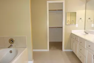 16727 Foursquare Dr, Conroe, TX 77385 - Photo 11