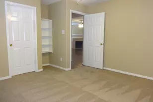 16727 Foursquare Dr, Conroe, TX 77385 - Photo 9