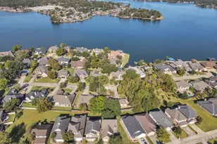 130 April Cove, Conroe, TX 77356 - Photo 43