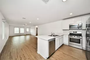 18915 Sorento Bay Ln, Hockley, TX 77447 - Photo 13