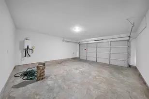 10708 Lavender Cotton Ln, Houston, TX 77016 - Photo 13