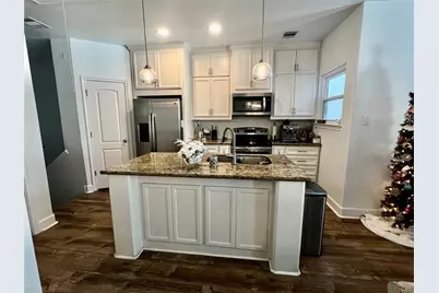 312 Mission Lane, Houston, TX 77011 - Photo 3