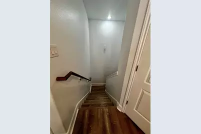 312 Mission Lane, Houston, TX 77011 - Photo 11