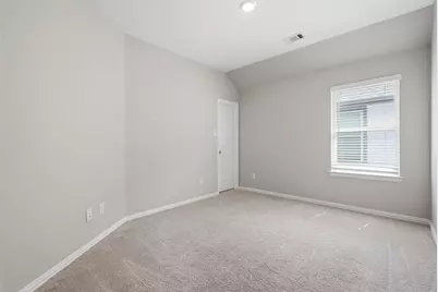 4739 Glen Isle Drive, Houston, TX 77009 - Photo 23