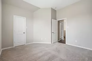 4739 Glen Isle Dr, Houston, TX 77009 - Photo 27